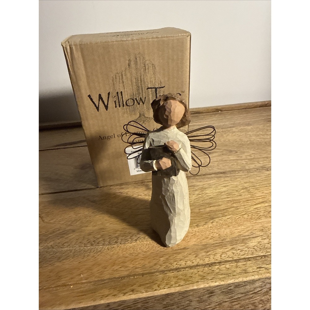 Willow Tree by Susan Lordi ANGEL OF LEARNING 1999 Demdaco Ornament
